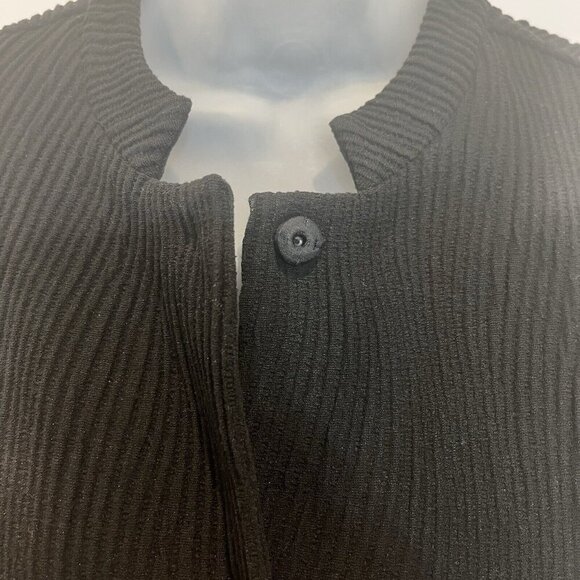 Black Eileen Fisher Jacket Size M Textured Snap Closure 3/4 Sleeve - Picture 2 of 10